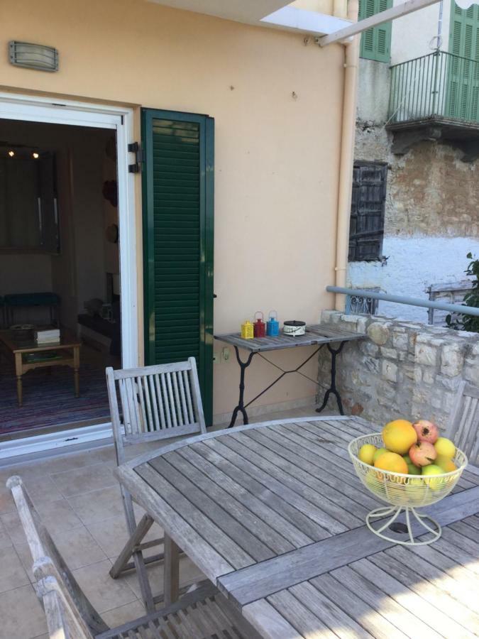 Seafront Apartment Ιι In Kiveri, Near Nafplion. Exteriör bild